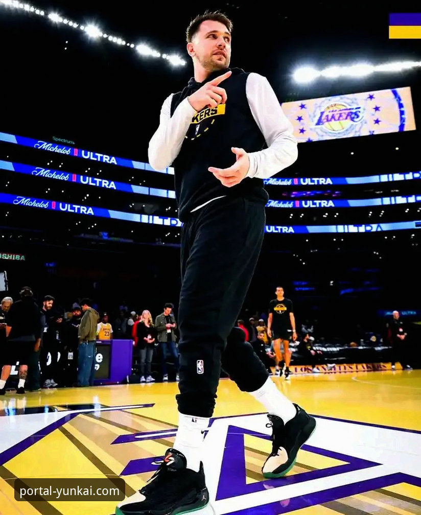 云开APP快速下载教程 巨星闪耀与团队韧性:湖人险胜步行者背后的攻防博弈